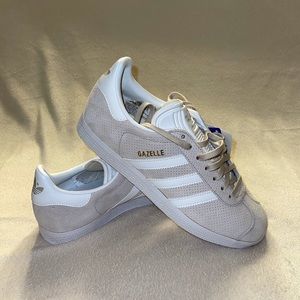 Gazelle perforated